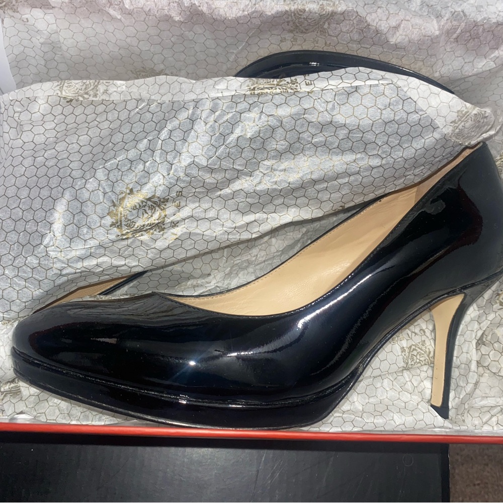 Elegant Black Patent Leather Pumps